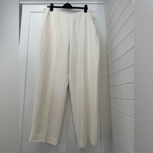 Kate Hill Cream Women's Trousers‎